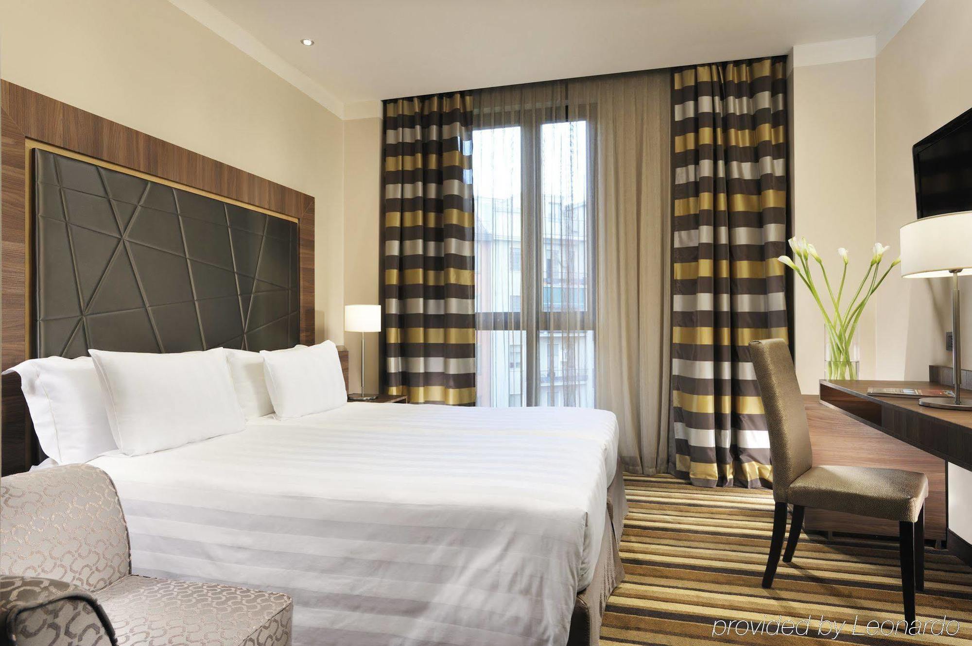 Uptown Palace Milán Habitación foto